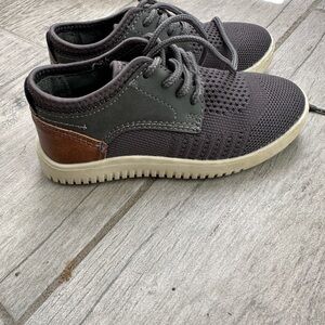 Steve Madden Charcoal and Taupe Sneakers